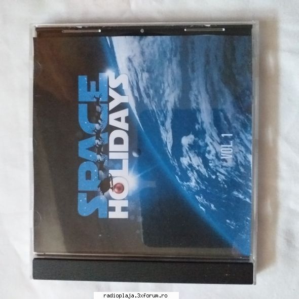 cd din personala space holidays vol. 1 mp3