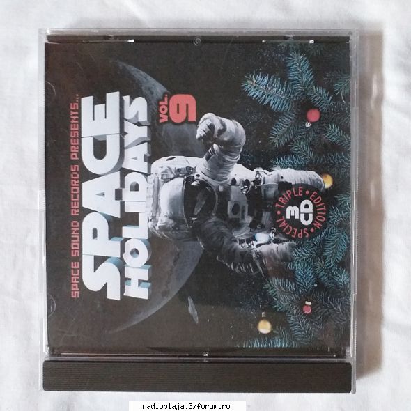 cd din personala space holidays vol. 9 mp3